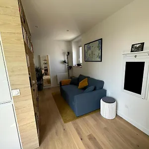 https://studio-au-calme-deux-pas-du-sacr-coeur-apartment.fr-paris.fr